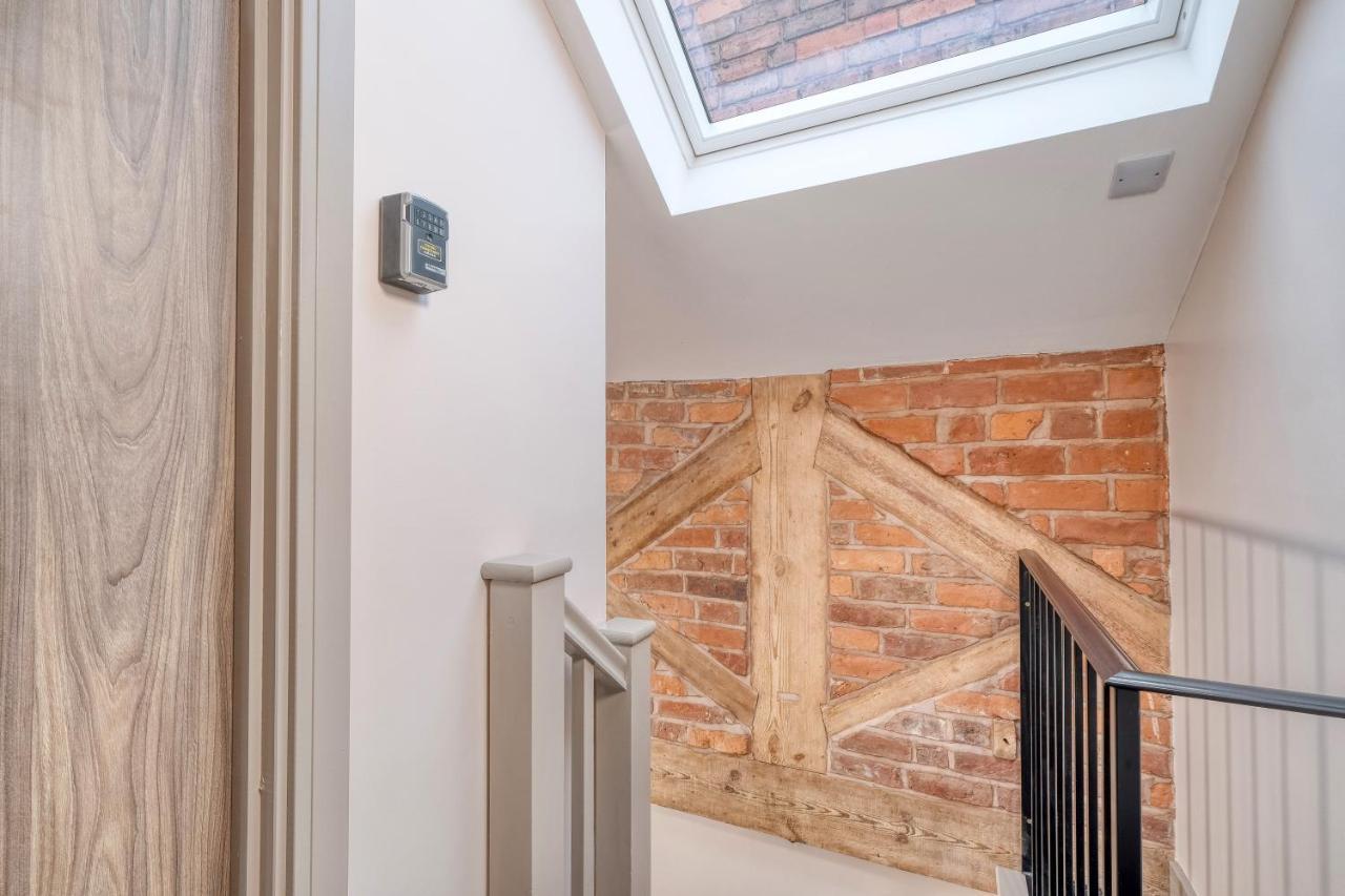 The Station Loft City Centre 1-Bed Apartment Worcester Exterior foto